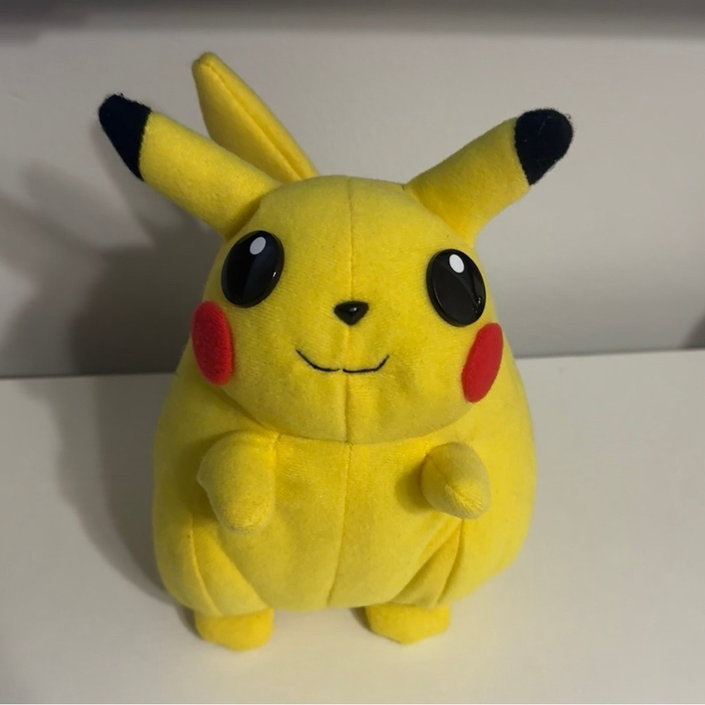 Vintage 1999 Retired Pokémon Pikachu Official Nintendo Licensed Product Plush 7”
